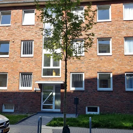 Kernsanierte In Ruhiger Und Zentraler Lage By Interhome Wilhelmshaven